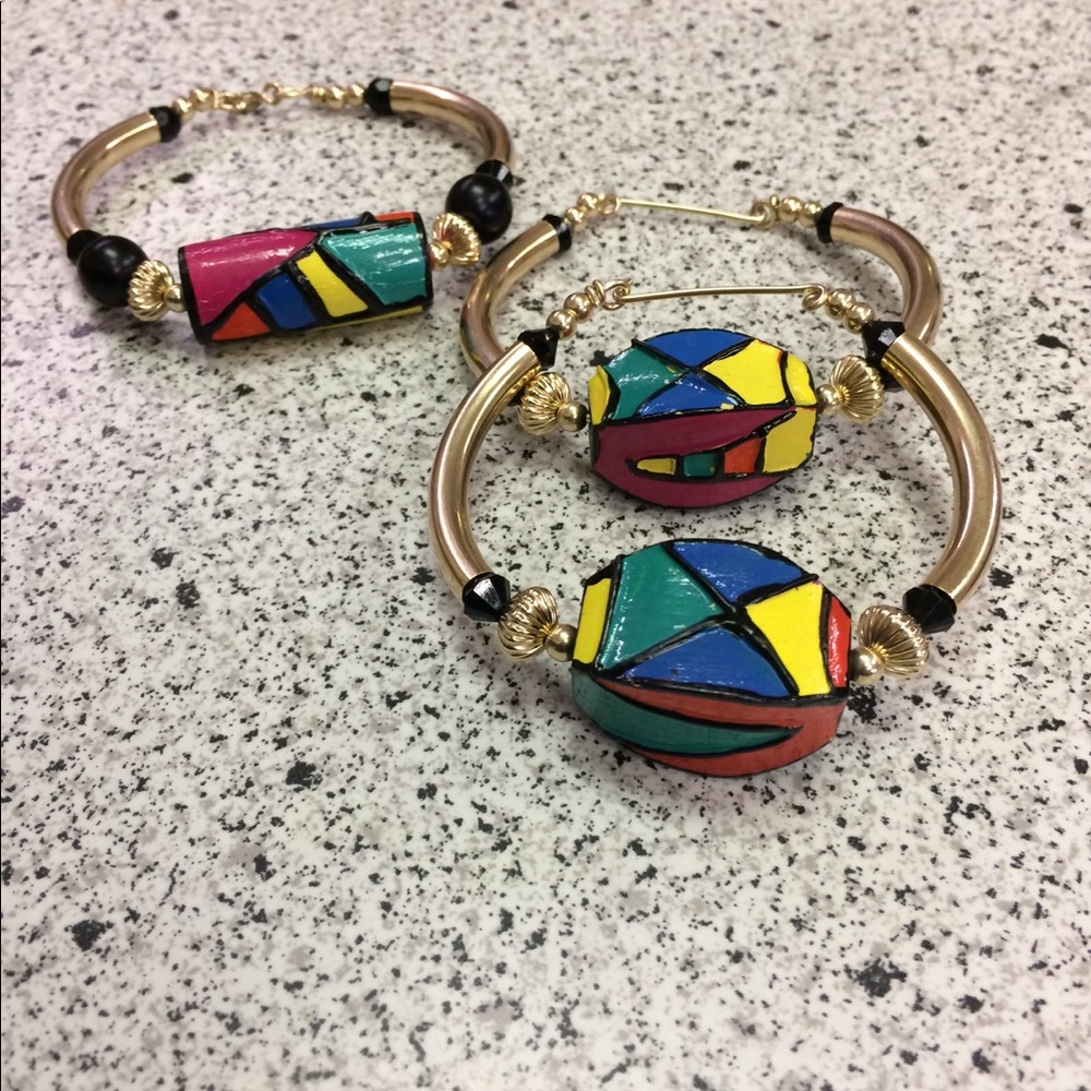 10 kt gold filled bangle and matching earring set